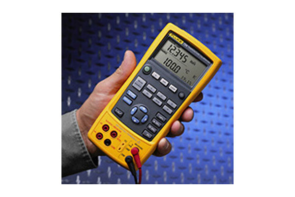Fluke 724 Temperature Calibrator