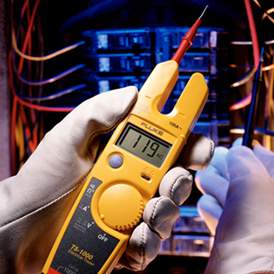 Fluke T5-600 Voltage, Continuity and Current Tester